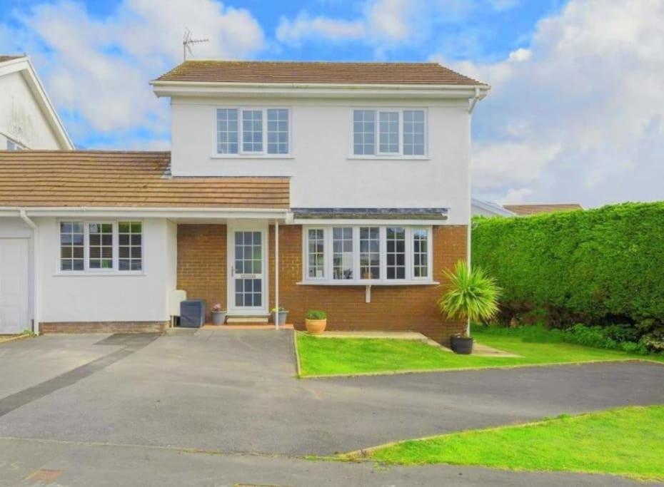 时尚的3室独立别墅，近海滩，Mumbles Swansea Exterior photo